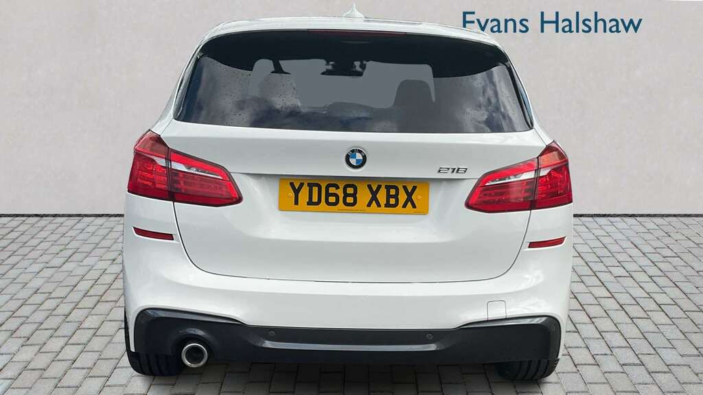 BMW 2 Series 218I M Sport 2018 YD68XBX White #4