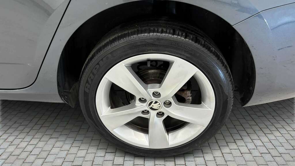 Skoda Fabia 1.0 Tsi Se L Dsg 2021 GM21SVG Grey #5