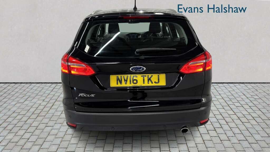 Ford Focus 2.0 Tdci Titanium X Navigation Powershift 2016 Black #5