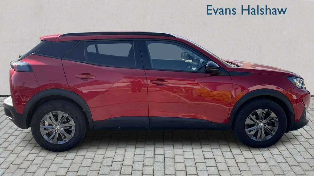 Peugeot 2008 1.2 Puretech Active Premium 2023 AO23OKX Red #4