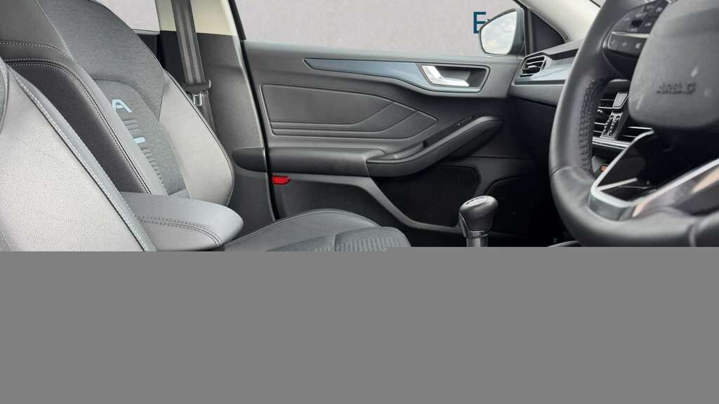 Ford Focus 1.0 Ecoboost Hybrid Mhev 125 Active X Edition MJ21OKG Black #3