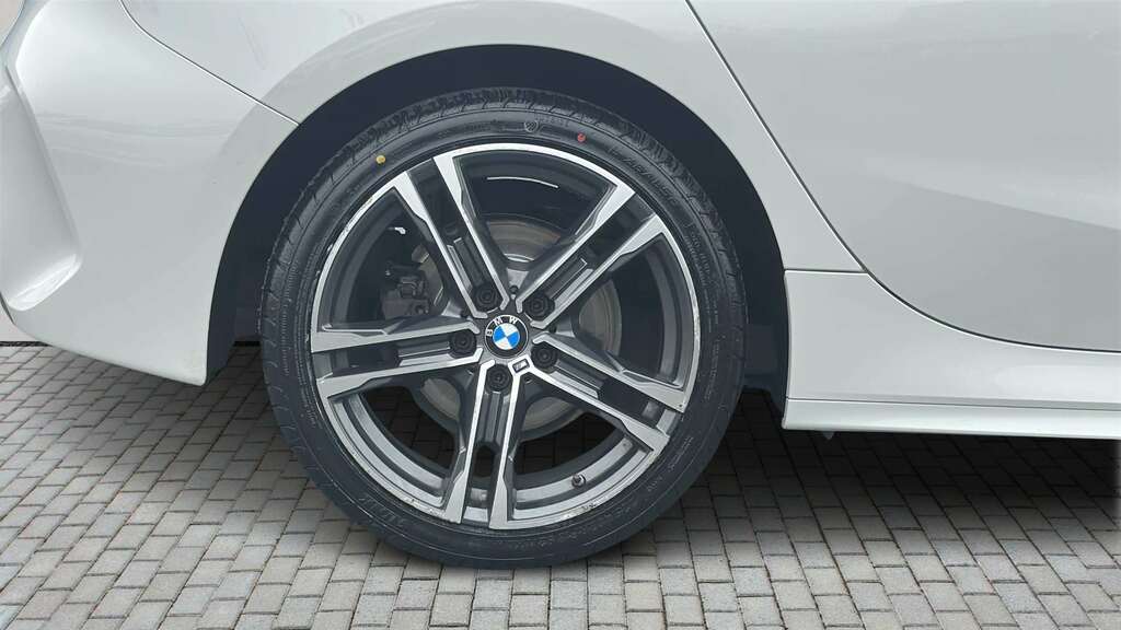 BMW 1 Series 118I M Sport 2021 FJ21KNM White #6
