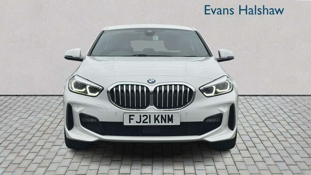 BMW 1 Series 118I M Sport 2021 FJ21KNM White #3