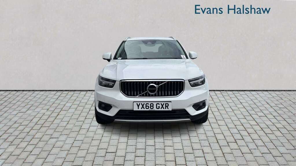 Volvo XC40 1.5 T3 Inscription 2018 White #4