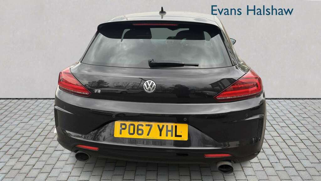 Volkswagen Scirocco 2.0 Tsi 280 Bluemotion Tech R Dsg 2017 Black #4