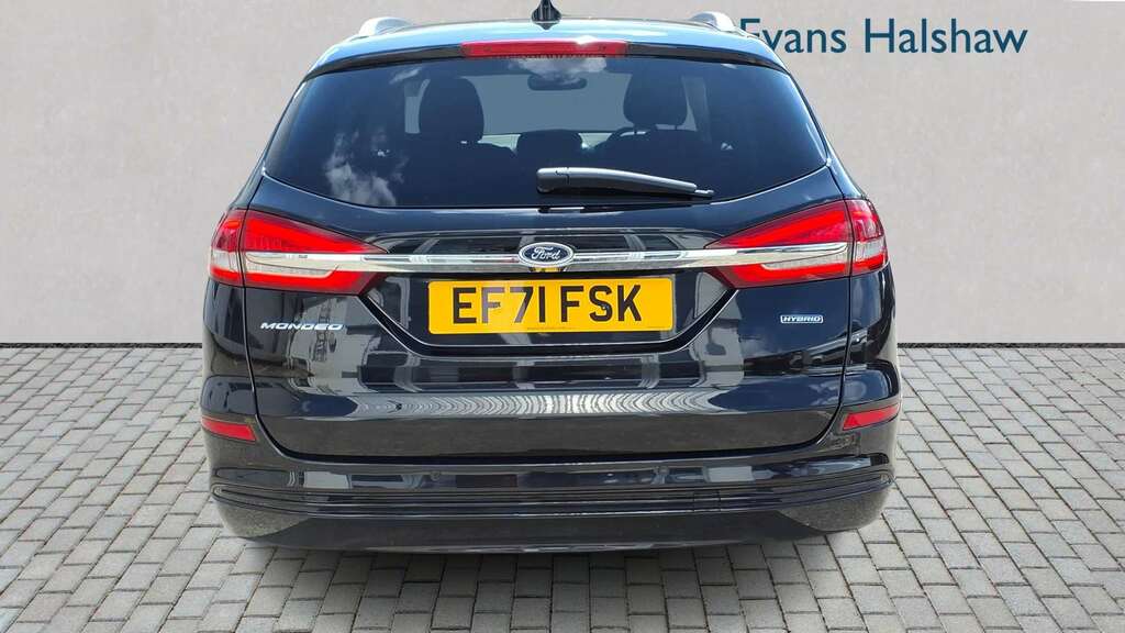 Ford Mondeo 2.0 Hybrid Titanium Edition 2022 Black #4