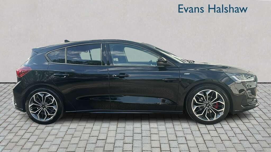 Ford Focus 1.0 Ecoboost Hybrid Mhev St-line X 2025 KS75YXU Black #3