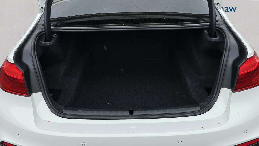BMW 5 Series 520I M Sport 2020 SB20ECJ White #6