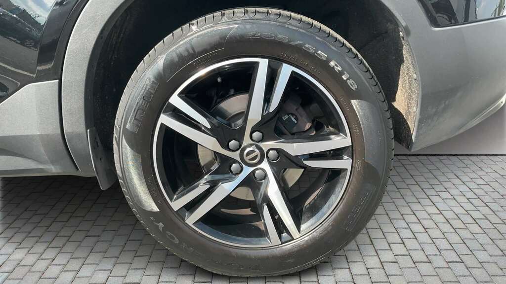 Volvo XC40 2.0 B3p Plus Dark 2022 DN72PNV Grey #6