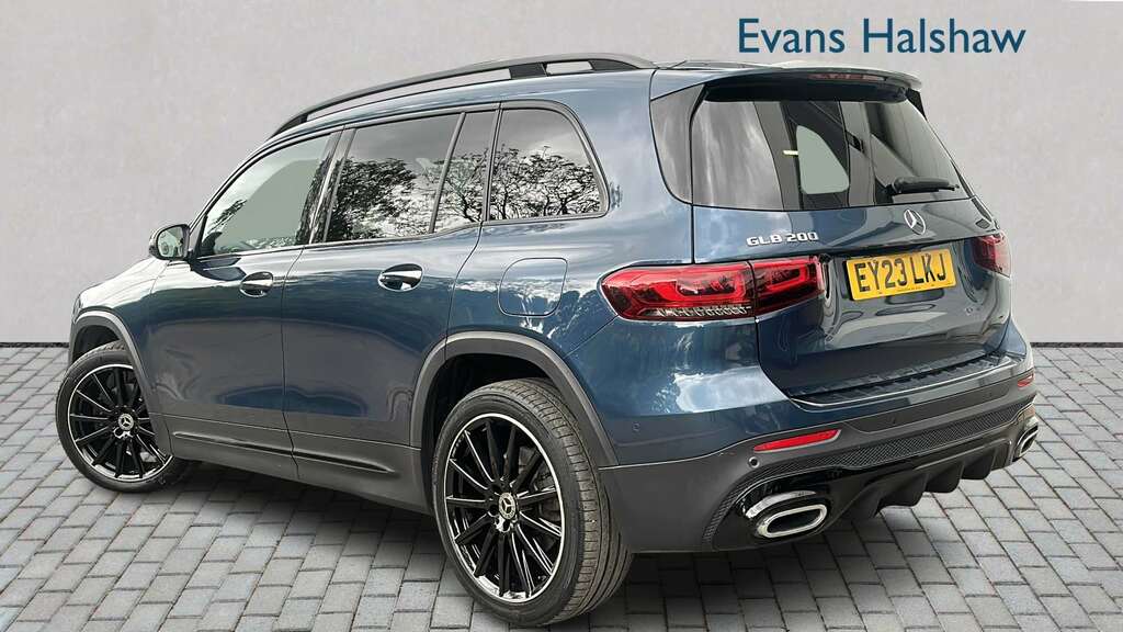 Mercedes-Benz GLB Class 200 Amg Line Premium Night Ed 7G-tronic 2023 EY23LKJ Blue #2