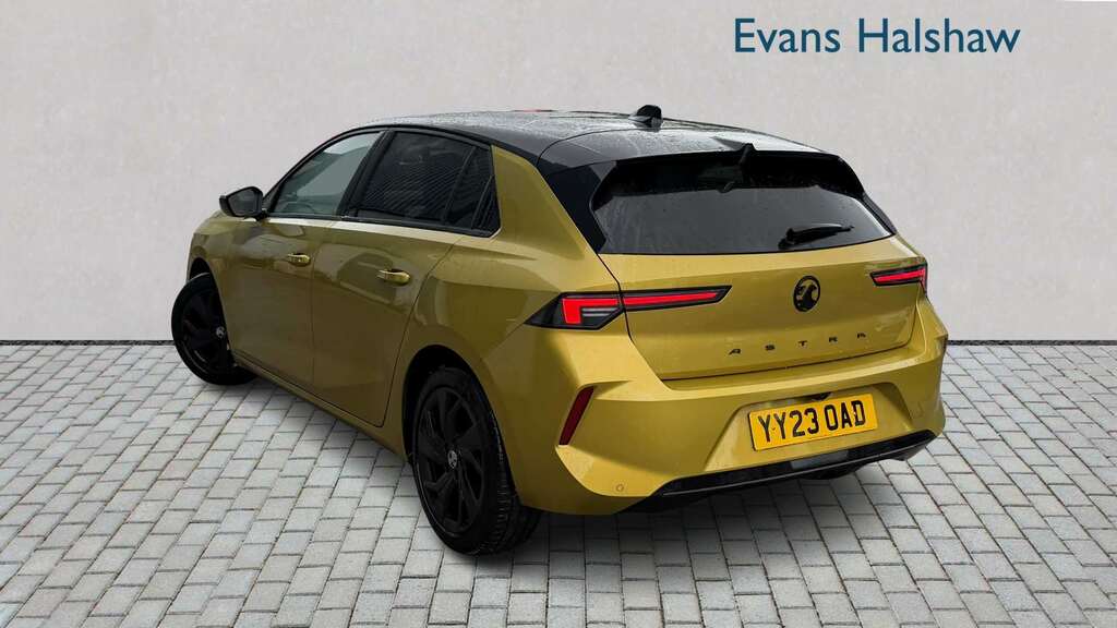 Vauxhall Astra 1.2 Turbo 130 Gs 2023 Yellow