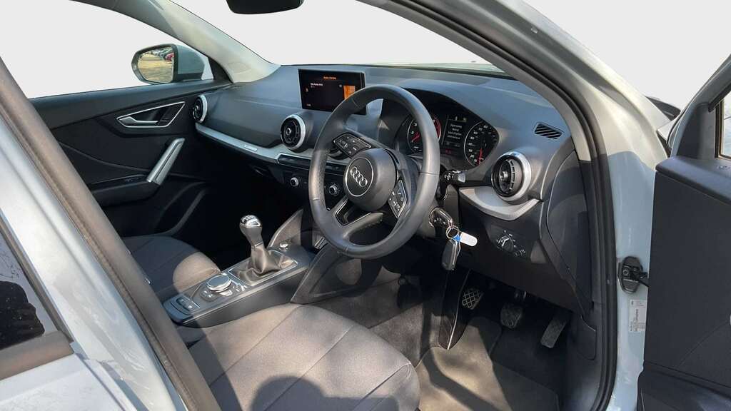 Audi Q2 30 Tfsi Technik 2022 ML72WSJ Grey #6