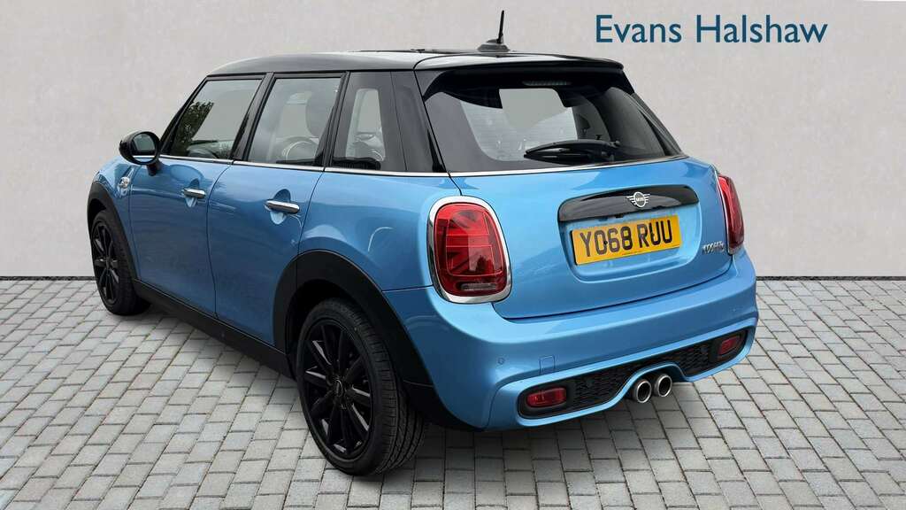 Mini Hatch 2.0 Cooper S Classic II 2018 YO68RUU Blue #2
