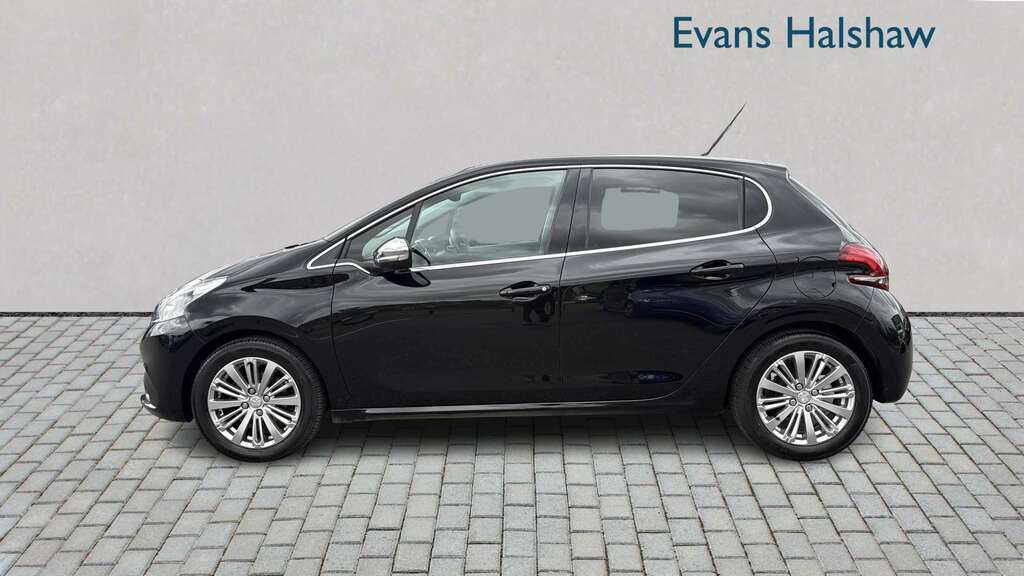 Peugeot 208 1.2 Puretech 82 Allure 2018 MA18YDV Black #3
