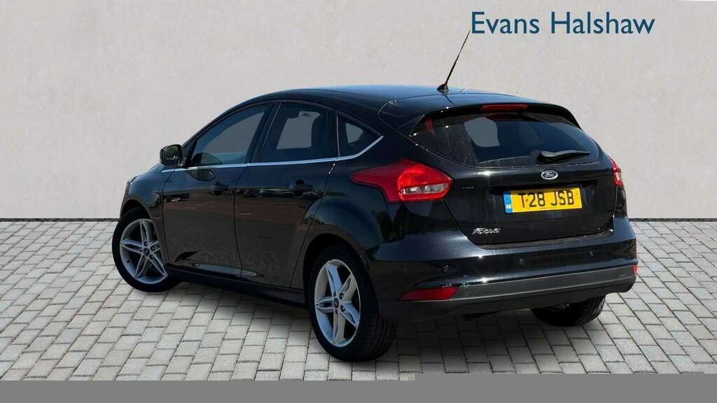 Ford Focus 1.5 Tdci 120 Titanium 2015 YY65JKZ Black #2