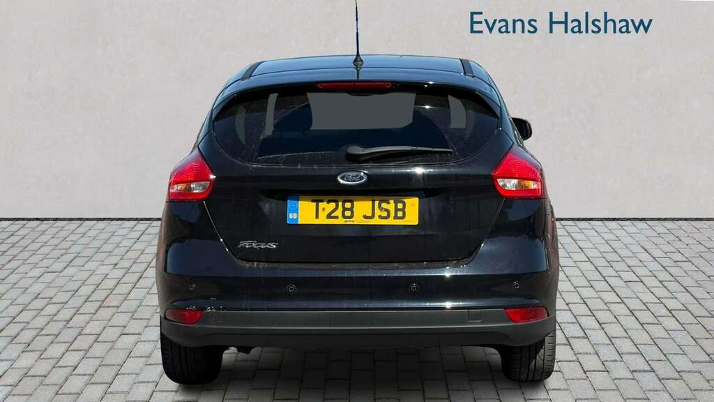 Ford Focus 1.5 Tdci 120 Titanium 2015 YY65JKZ Black #5