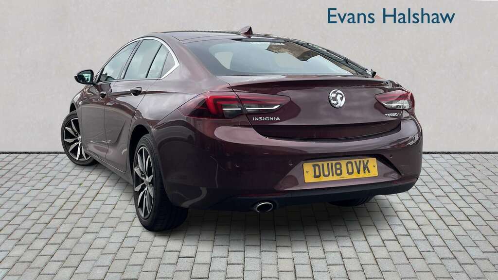 Vauxhall Insignia 2.0 Turbo D Tech Line Nav 2018 DU18OVK Red #2
