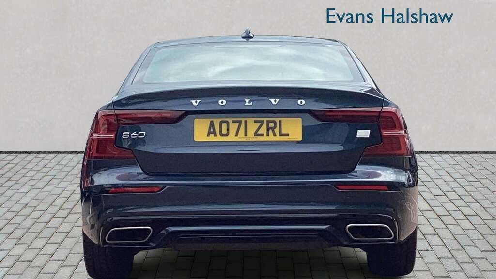 Volvo S60 2.0 T8 Recharge Phev R Design Awd 2021 AO71ZRL Blue #4