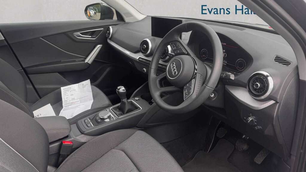 Audi Q2 35 Tfsi Sport 2023 Grey #4