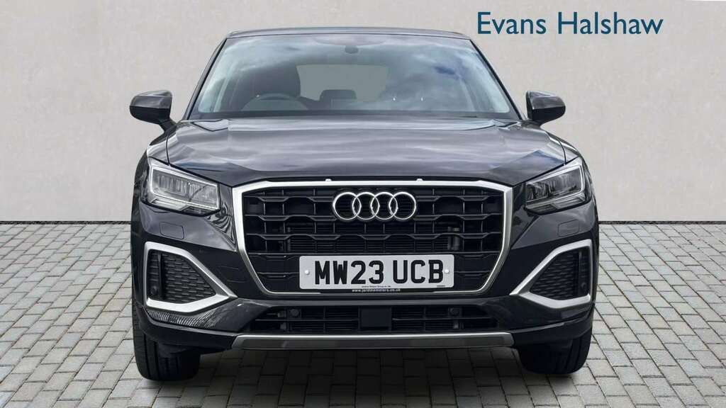 Audi Q2 35 Tfsi Sport 2023 Grey #3