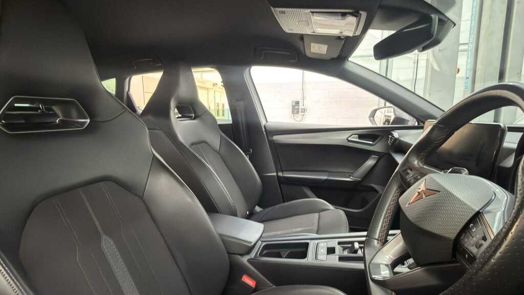 Cupra Leon 2.0 Tsi Vz2 Dsg 2022 White #2