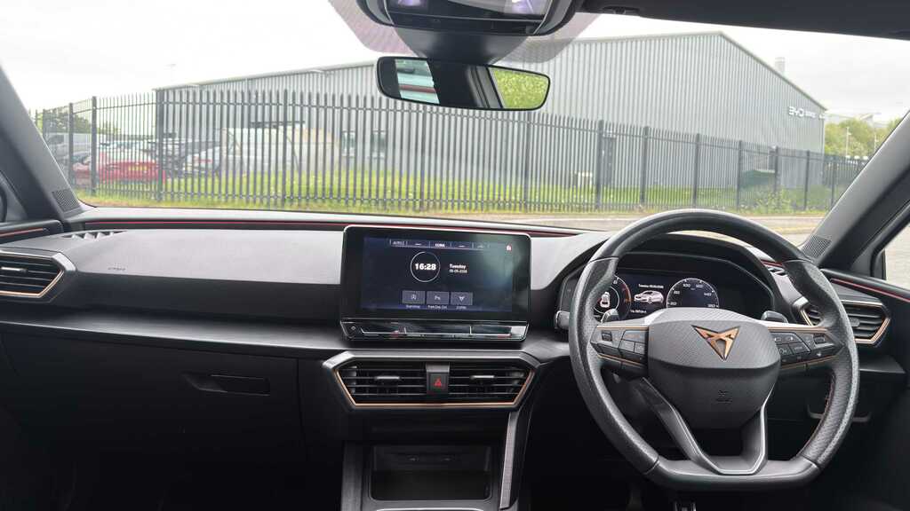 Cupra Leon 2.0 Tsi Vz2 Dsg 2022 White #5