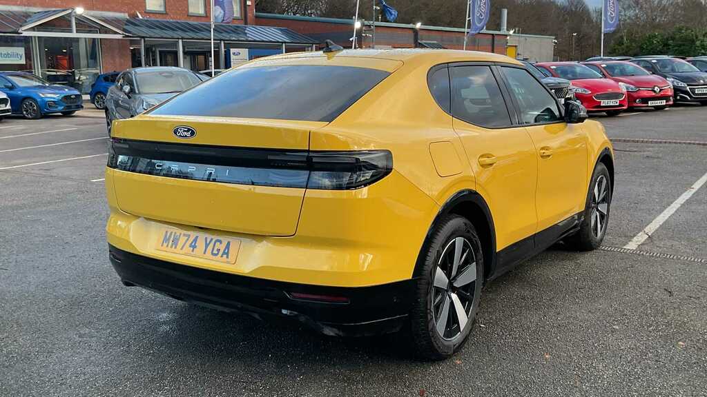 Ford Capri 210Kw Select 77Kwh 2024 Yellow #5