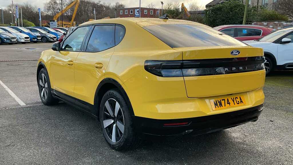 Ford Capri 210Kw Select 77Kwh 2024 Yellow #3