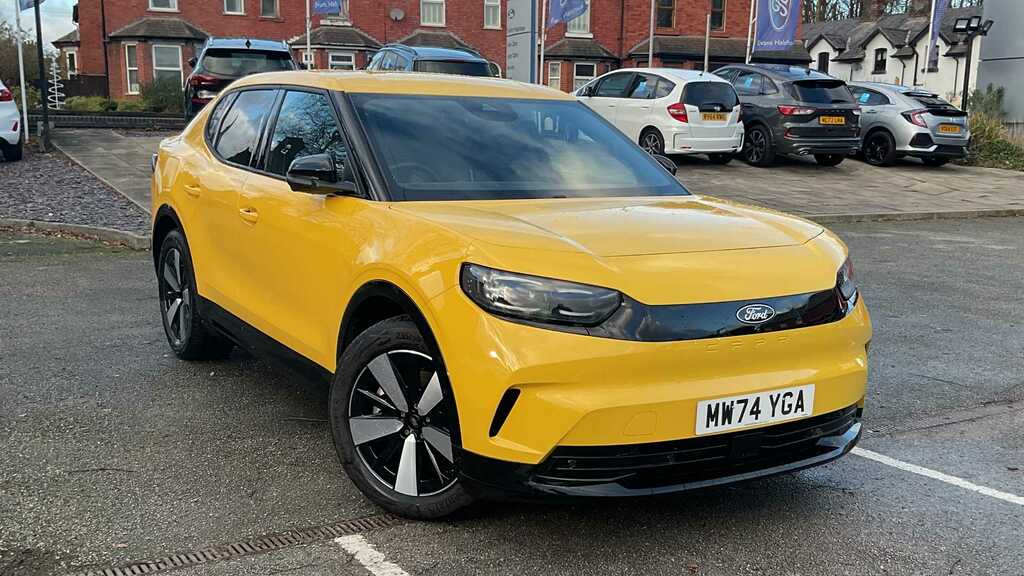 Ford Capri 210Kw Select 77Kwh 2024 Yellow #2