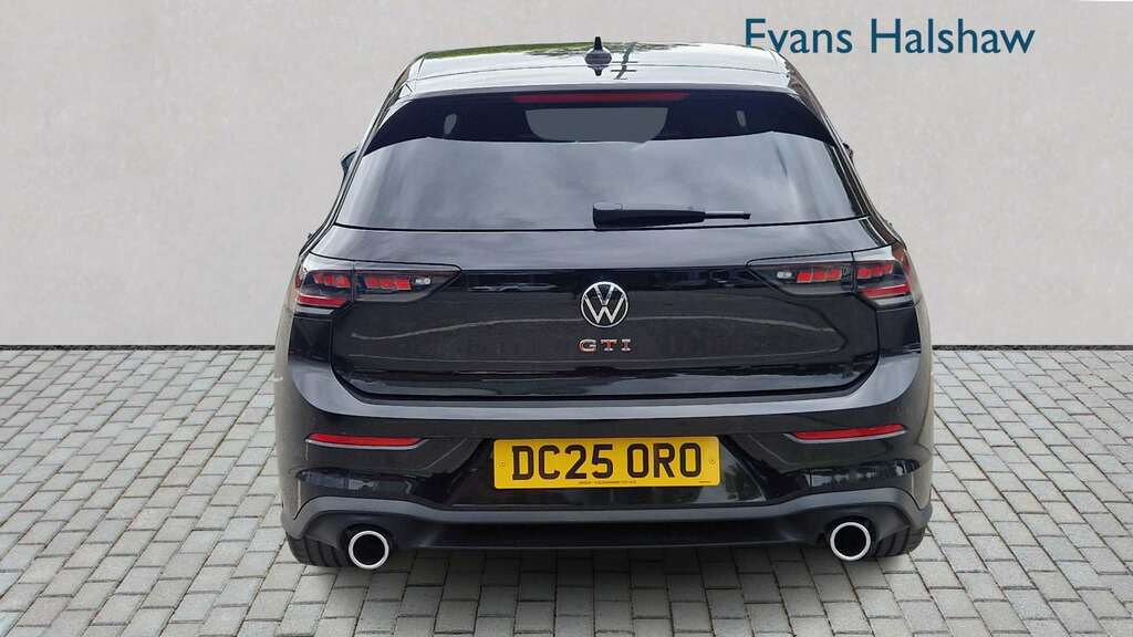 Volkswagen Golf 2.0 Tsi 265 Gti Dsg 2025 DC25ORO Black #5