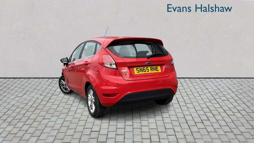 Ford Fiesta 1.0 Ecoboost Zetec 2015 SN65RHE Red #2