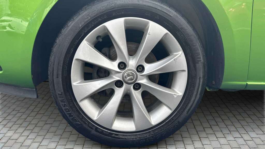 Vauxhall Corsa 1.4 75 Energy Ac 2018 NJ68VFA Green #5
