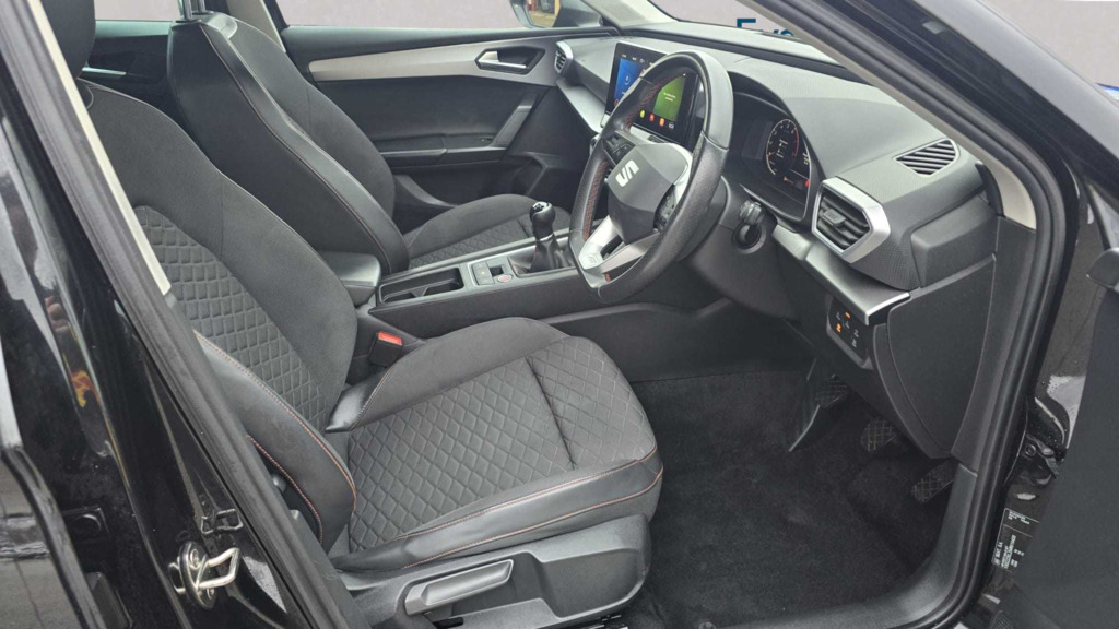 Seat Leon 1.5 Tsi Evo Fr 2020 FD70UBN Black #2