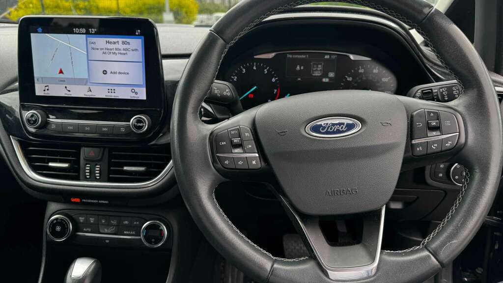 Ford Fiesta 1.0 Ecoboost Titanium 2019 PX69VLR Black #6