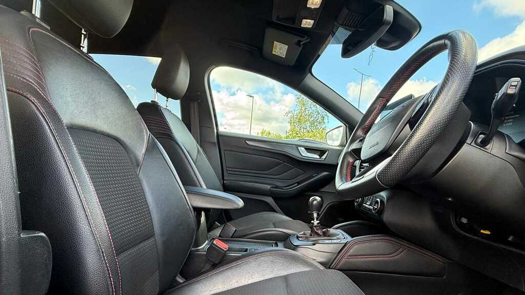 Ford Focus 1.0 Ecoboost 125 St-line X 2019 YV19DVL Blue #4