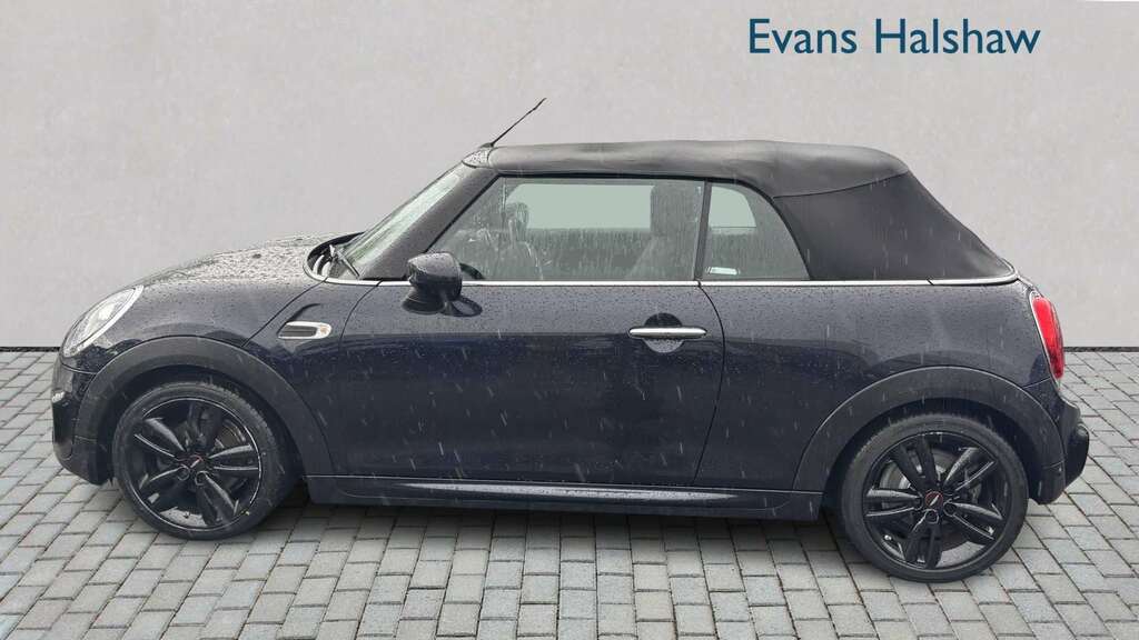 Mini Convertible 1.5 Cooper Sport II 2019 YG69GSJ Black #3