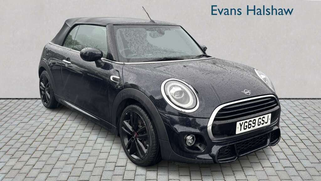 Mini Convertible 1.5 Cooper Sport II 2019 Black