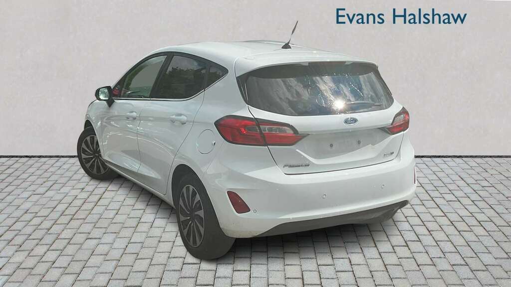 Ford Fiesta 1.0 Ecoboost Hybrid Mhev 125 Titanium 2023 MM23PNX White #3