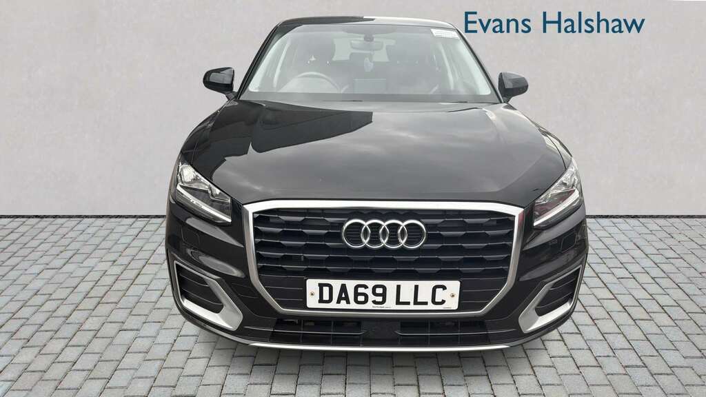 Audi Q2 30 Tfsi Sport 2019 Black #4
