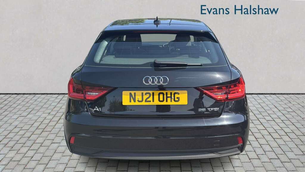 Audi A1 25 Tfsi Technik 2021 NJ21OHG Black #3