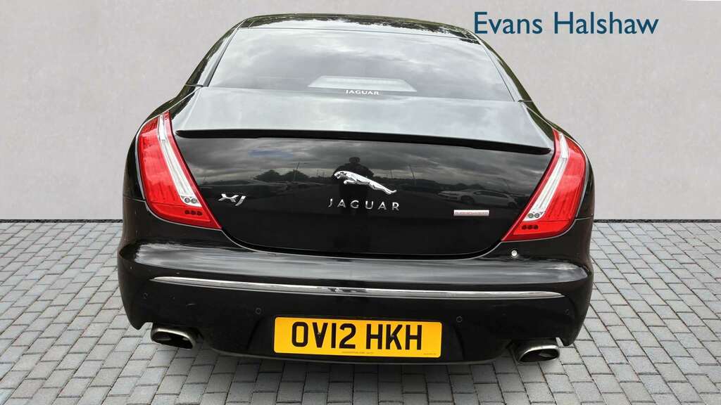 Jaguar XJ 5.0 V8 Supercharged Supersport Lwb 2012 Black #4