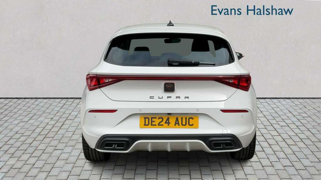 Cupra Leon 1.5 Tsi V1 2024 DE24AUC White #4