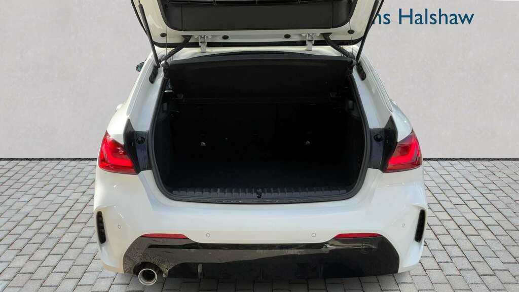 BMW 1 Series 118I 136 M Sport Step Lcp 2022 RX22EUT White #6