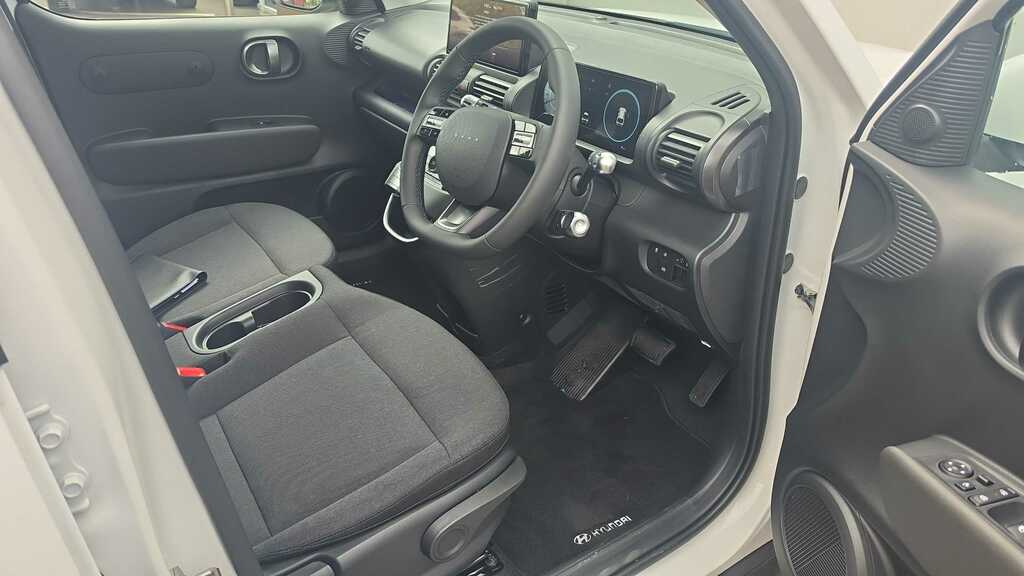 Hyundai Inster 85Kw 02 49Kwh 2026 FX26XPK White #6
