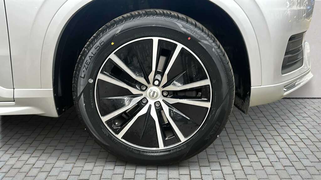 Volvo XC90 2.0 B5p 250 Momentum Awd Gtron 2021 Silver #6