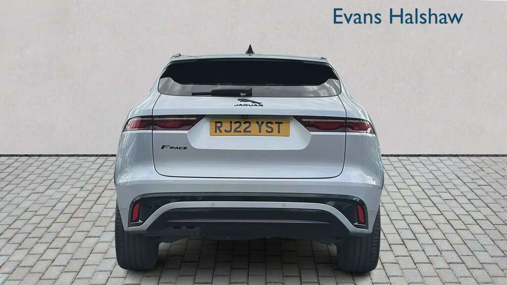 Jaguar F-Pace 2.0 D200 R-dynamic Black Awd 2022 RJ22YST Silver #5