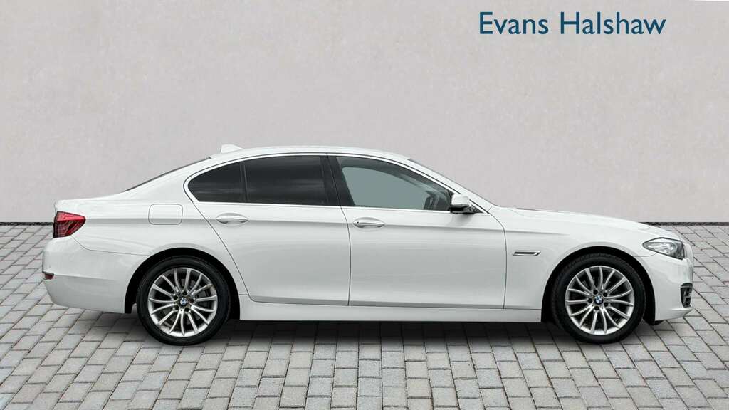 BMW 5 Series 520D Luxury Step 2014 CV14XZW White #6