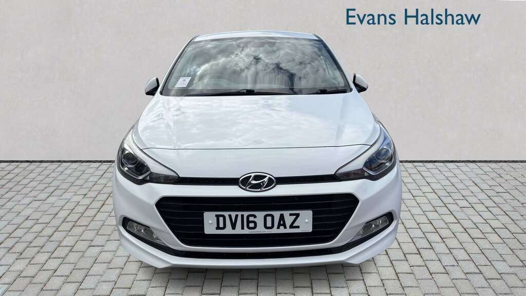 Hyundai I20 1.0T Gdi Premium Nav 2016 White