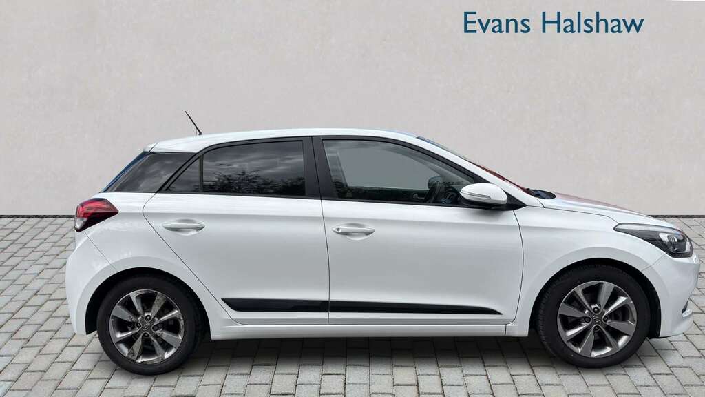 Hyundai I20 1.0T Gdi Premium Nav 2016 DV16OAZ White #6
