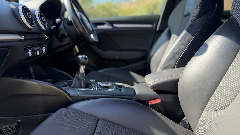 Audi A3 2.0 Tdi S Line 2014 YN14RHO Grey #6